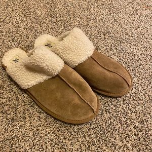 Lucky brand slippers